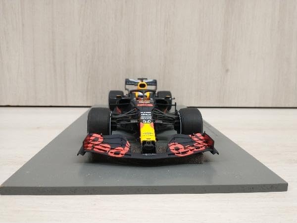 Amazon.co.jp: Spark model 1/18 Aston Martin Red Bull Racing RB16